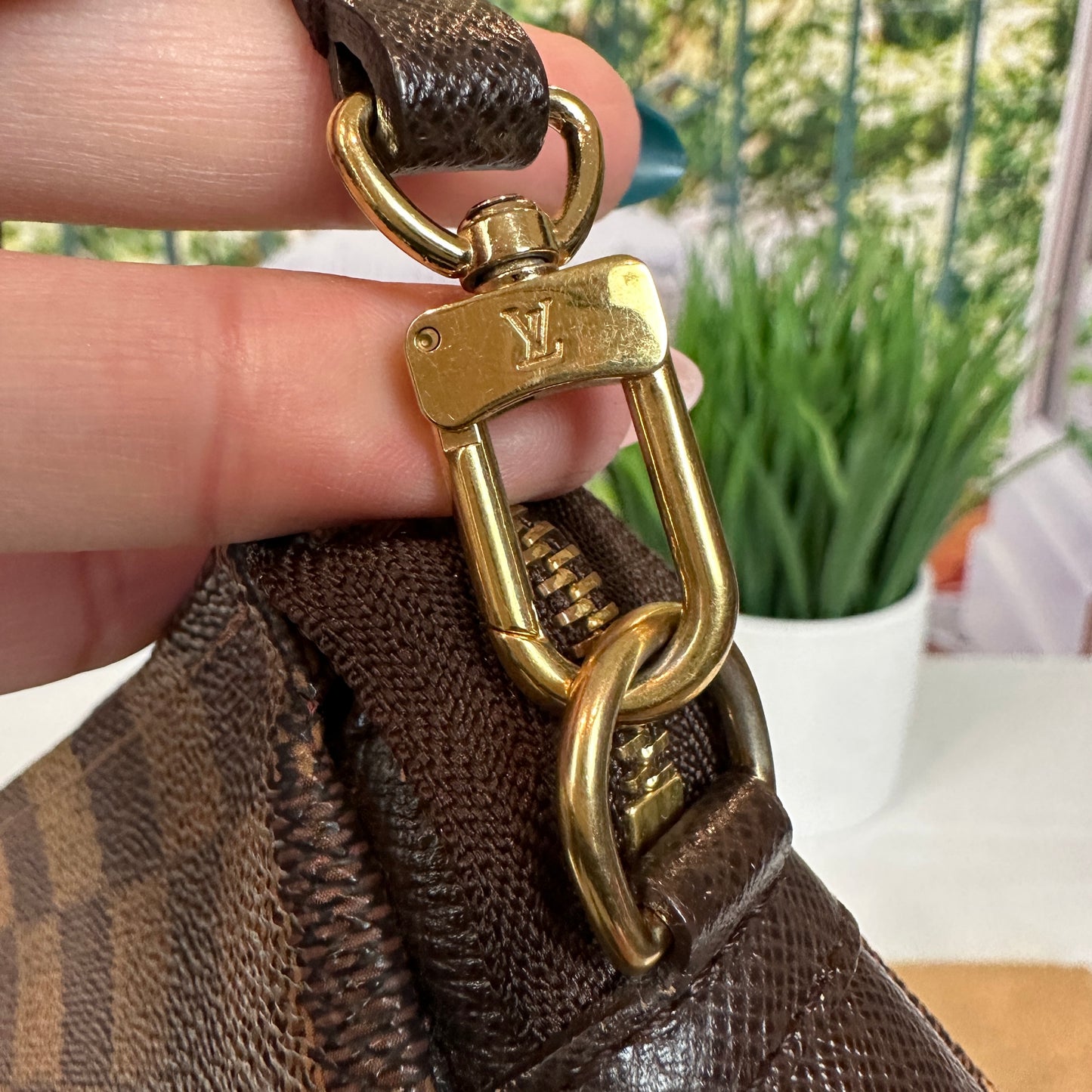 Louis Vuitton Damier Trousse Pochette