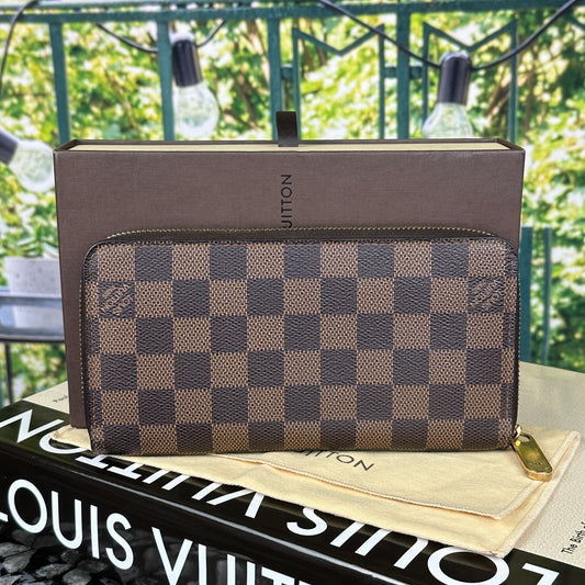 Louis Vuitton Damier Zippy Wallet