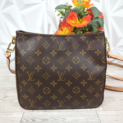 Louis Vuitton Looping MM with Connectors and Crossbody Strap