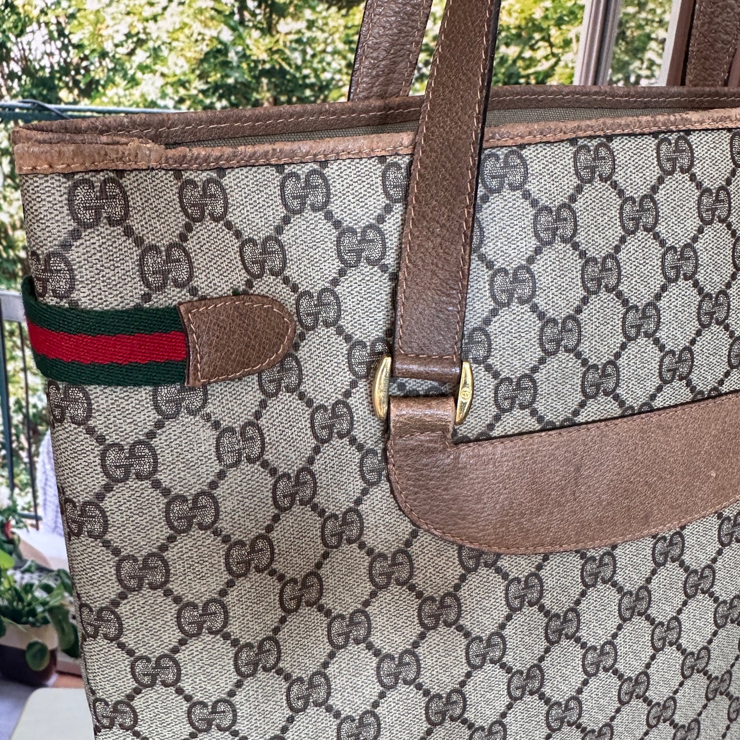 Gucci Beige GG Supreme Monogram Canvas Tote bag