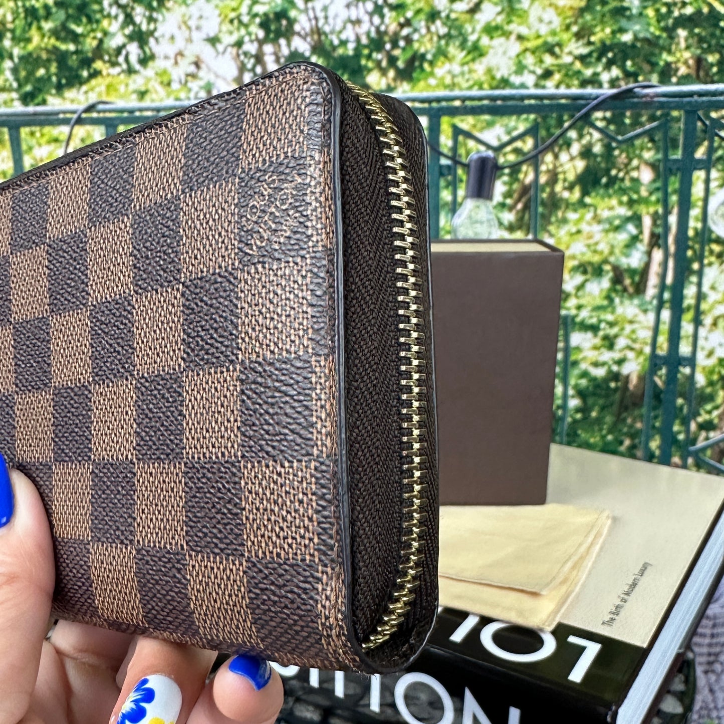 Louis Vuitton Damier Zippy Wallet