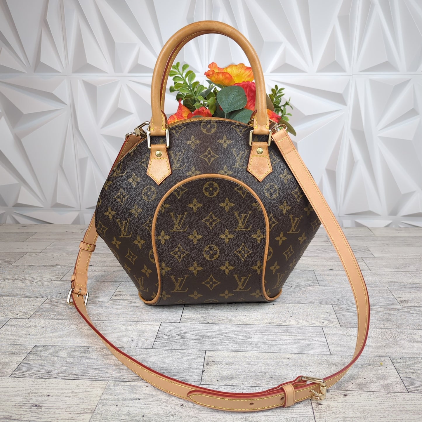 Louis Vuitton Ellipse PM