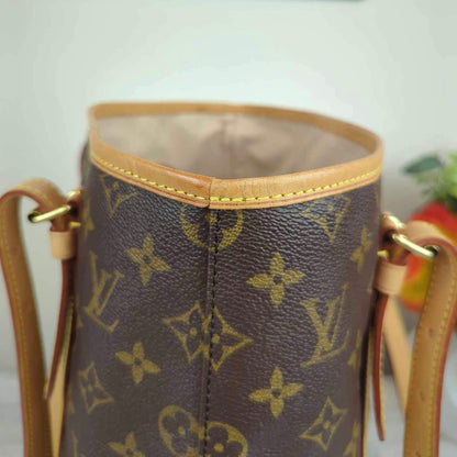 Louis Vuitton Bucket GM