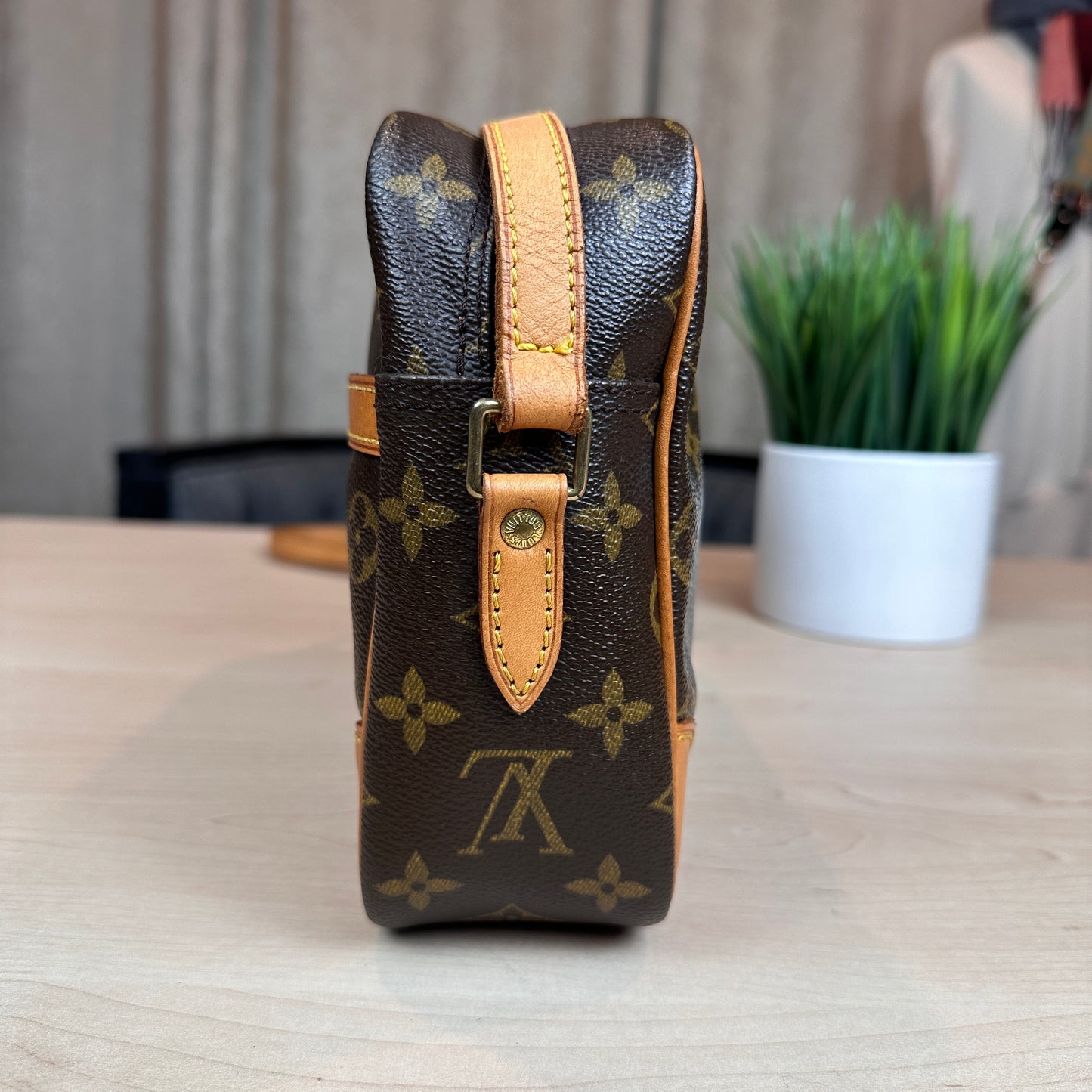 Louis Vuitton Monogram Trocadero 27 Crossbody Bag