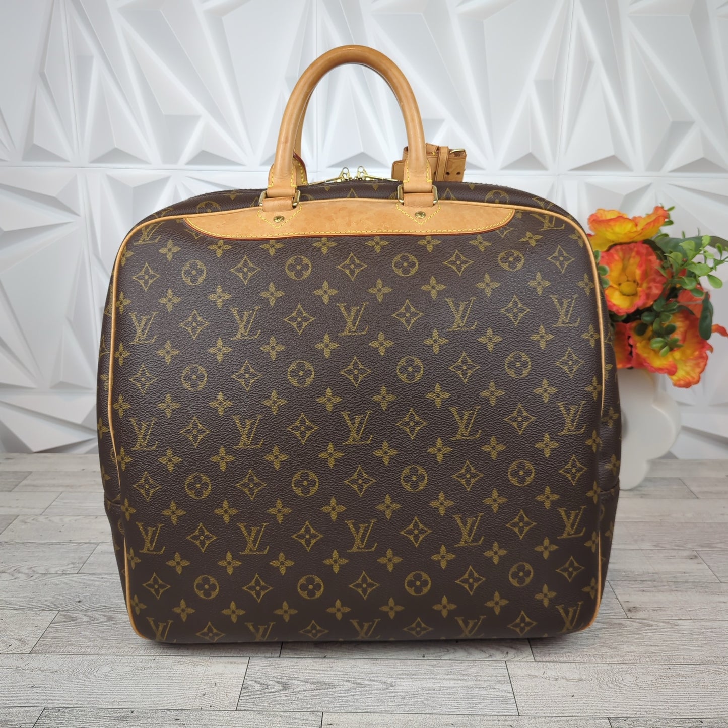 Louis Vuitton Evasion Travel Bag