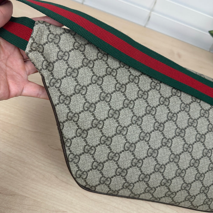 Gucci Courrier GG Supreme Canvas Belt Waist Bum Bag