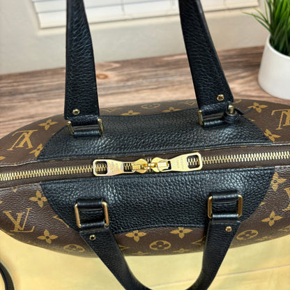 Louis Vuitton Retiro Noir