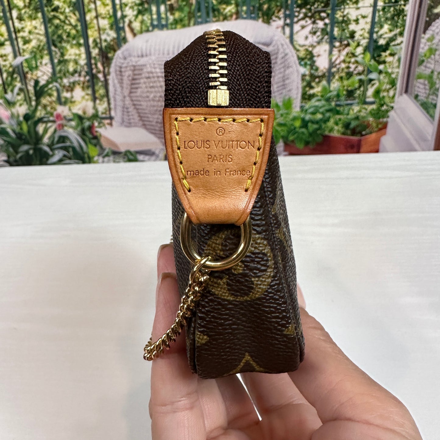 Louis Vuitton Bucket GM Pochette Accessories