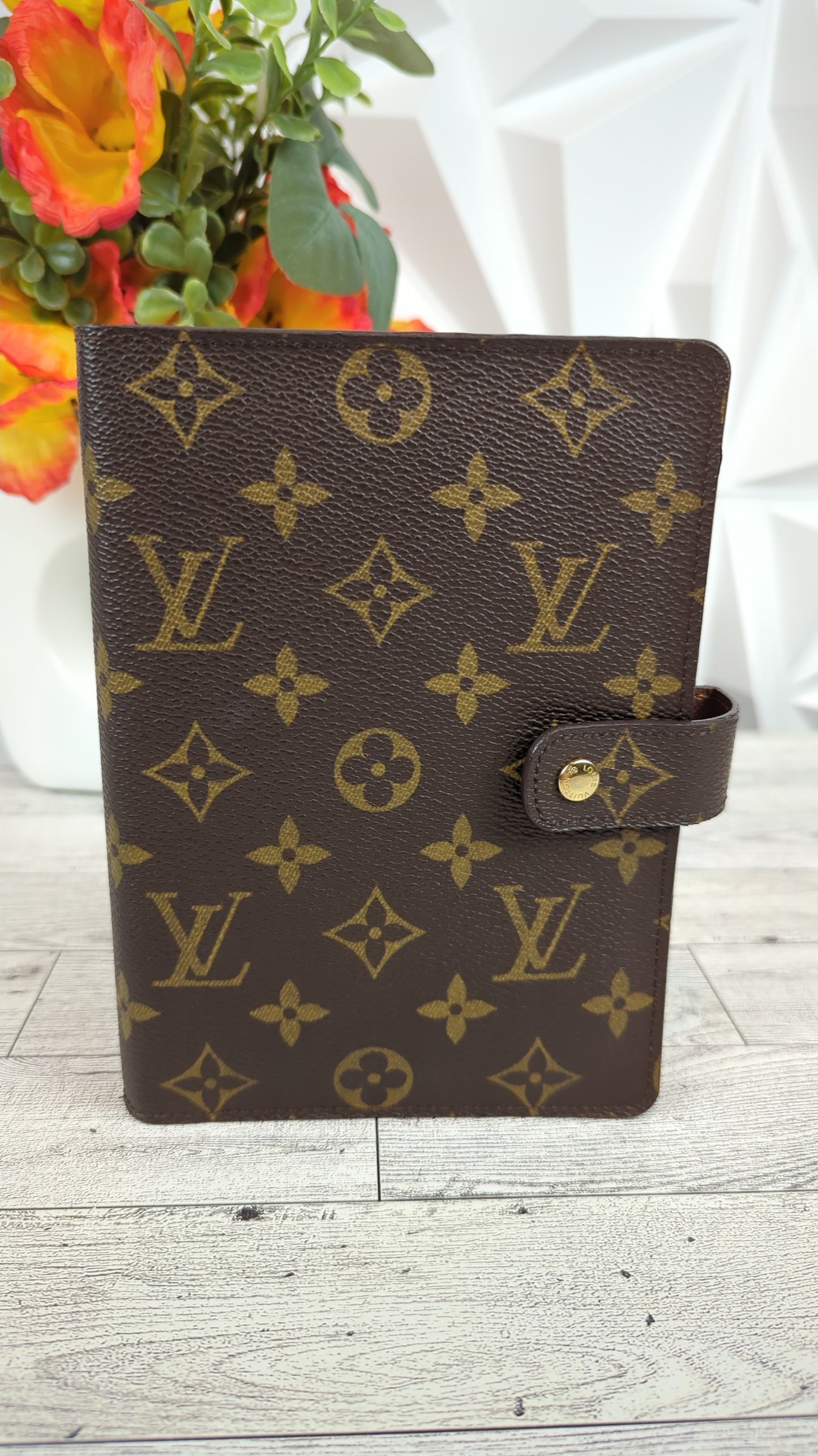 Louis Vuitton Agenda MM Monogram Canvas