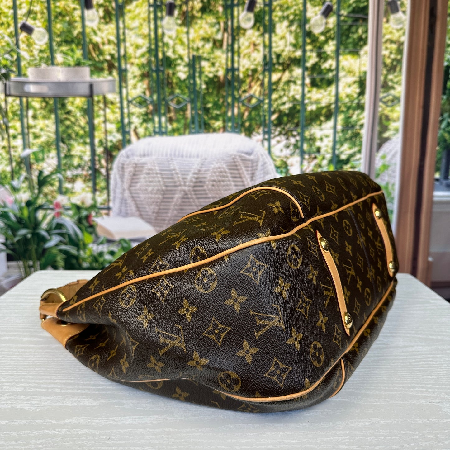 Louis Vuitton Monogram Canvas Galliera GM