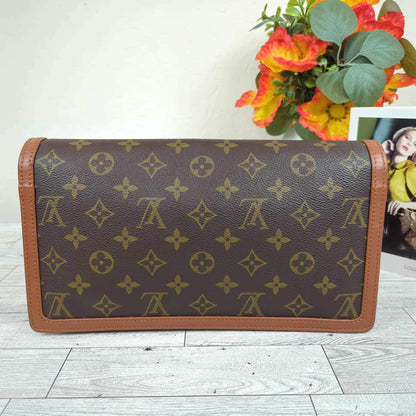 Louis Vuitton Pochette Dame GM