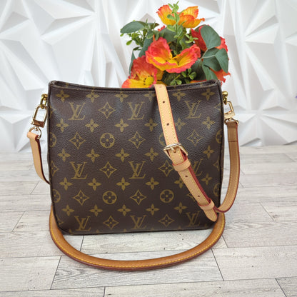 Louis Vuitton Looping MM with Connectors and Crossbody Strap