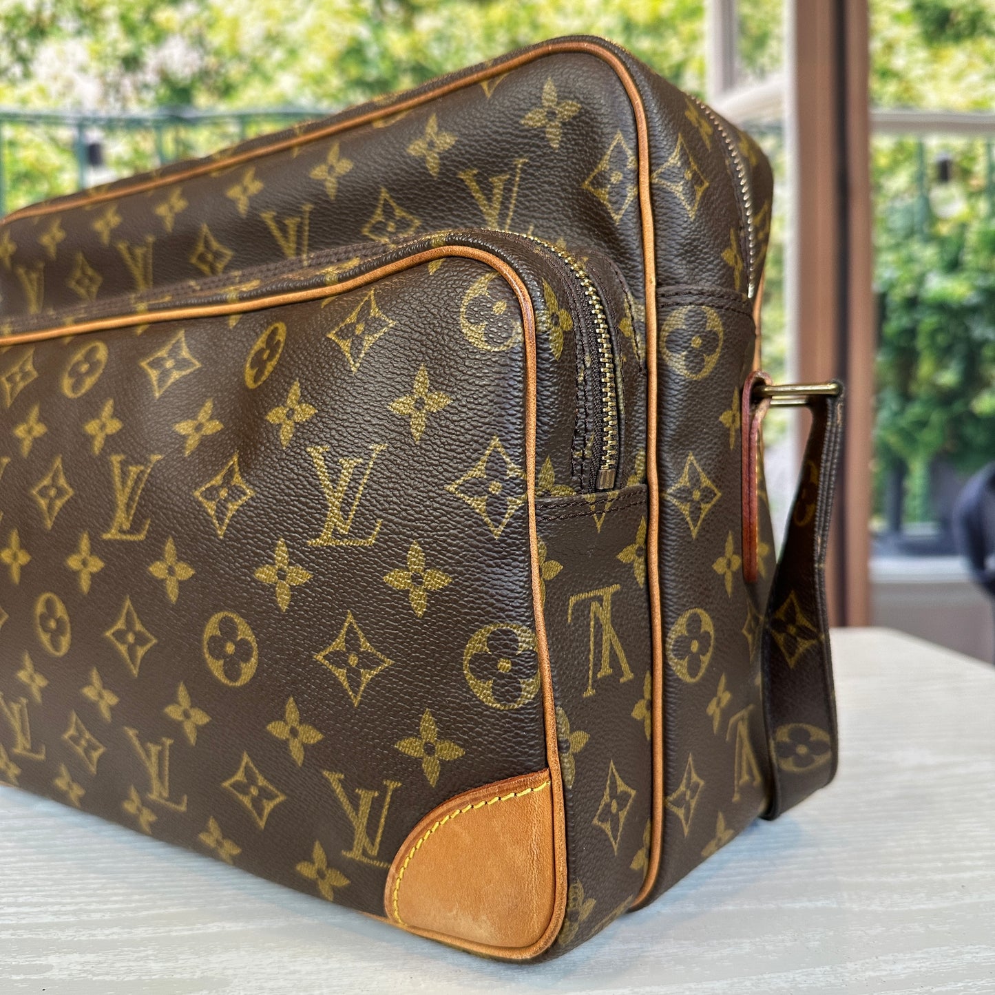 Louis Vuitton Nile GM Crossbody Bag Monogram Canvas