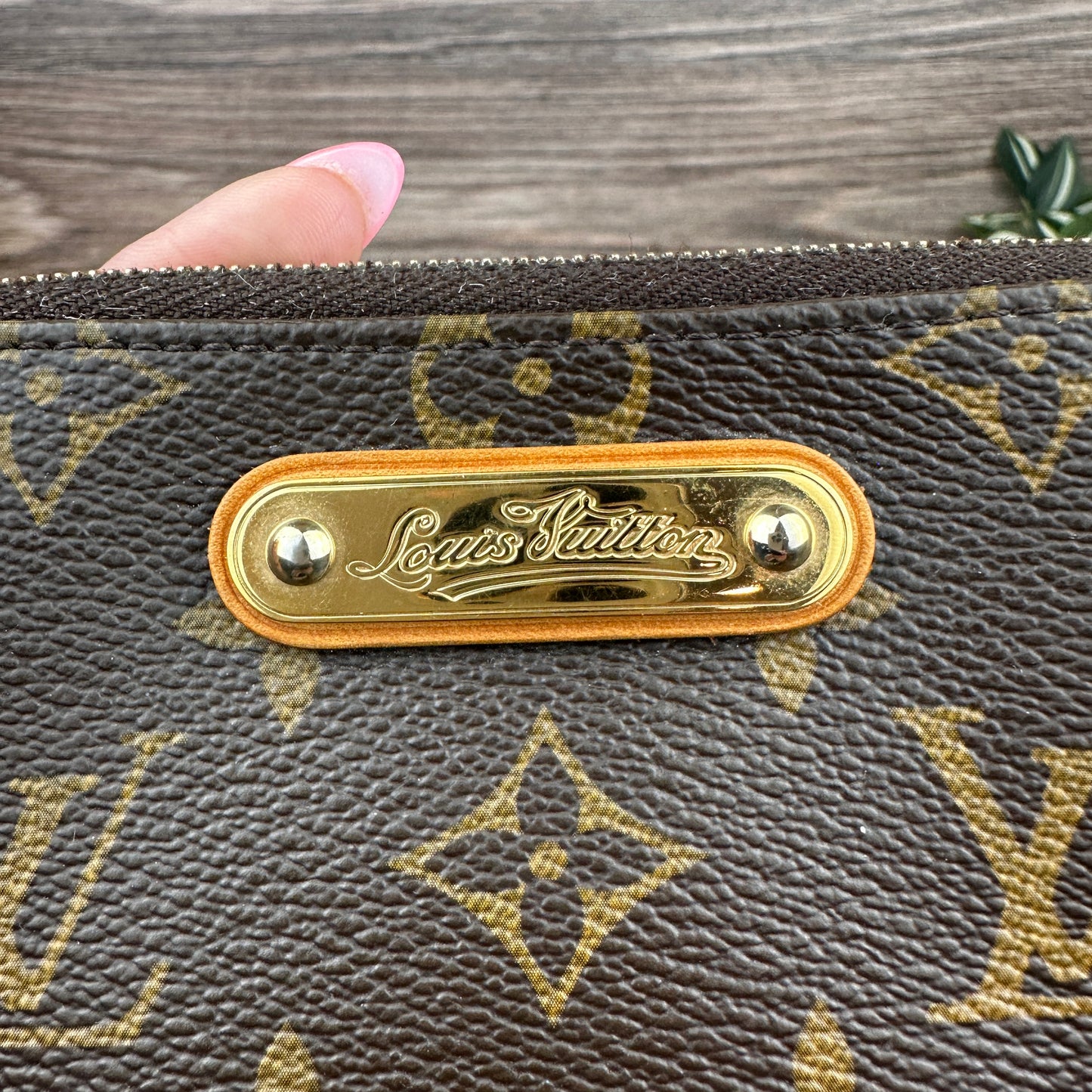 Louis Vuitton Milla PM Clutch