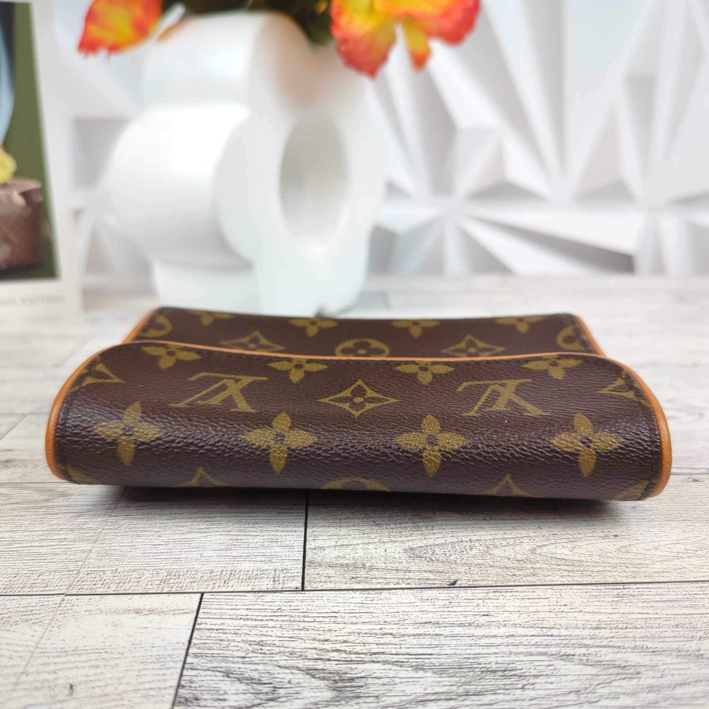 Louis Vuitton Pochette Florentine Monogram