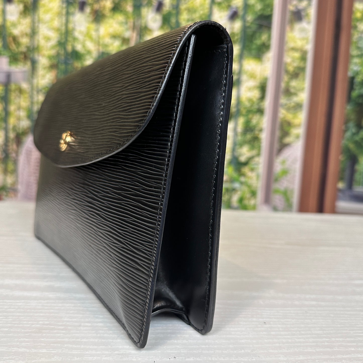 Louis Vuitton Black Epi Leather Montaigne Clutch