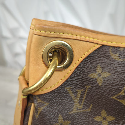 Louis Vuitton Monogram Galliera PM