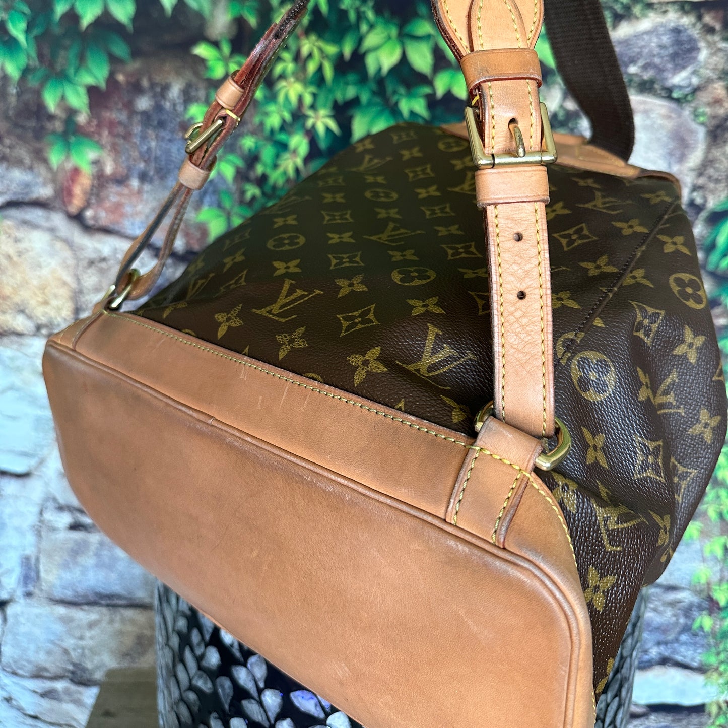 Louis Vuitton Montsouris GM