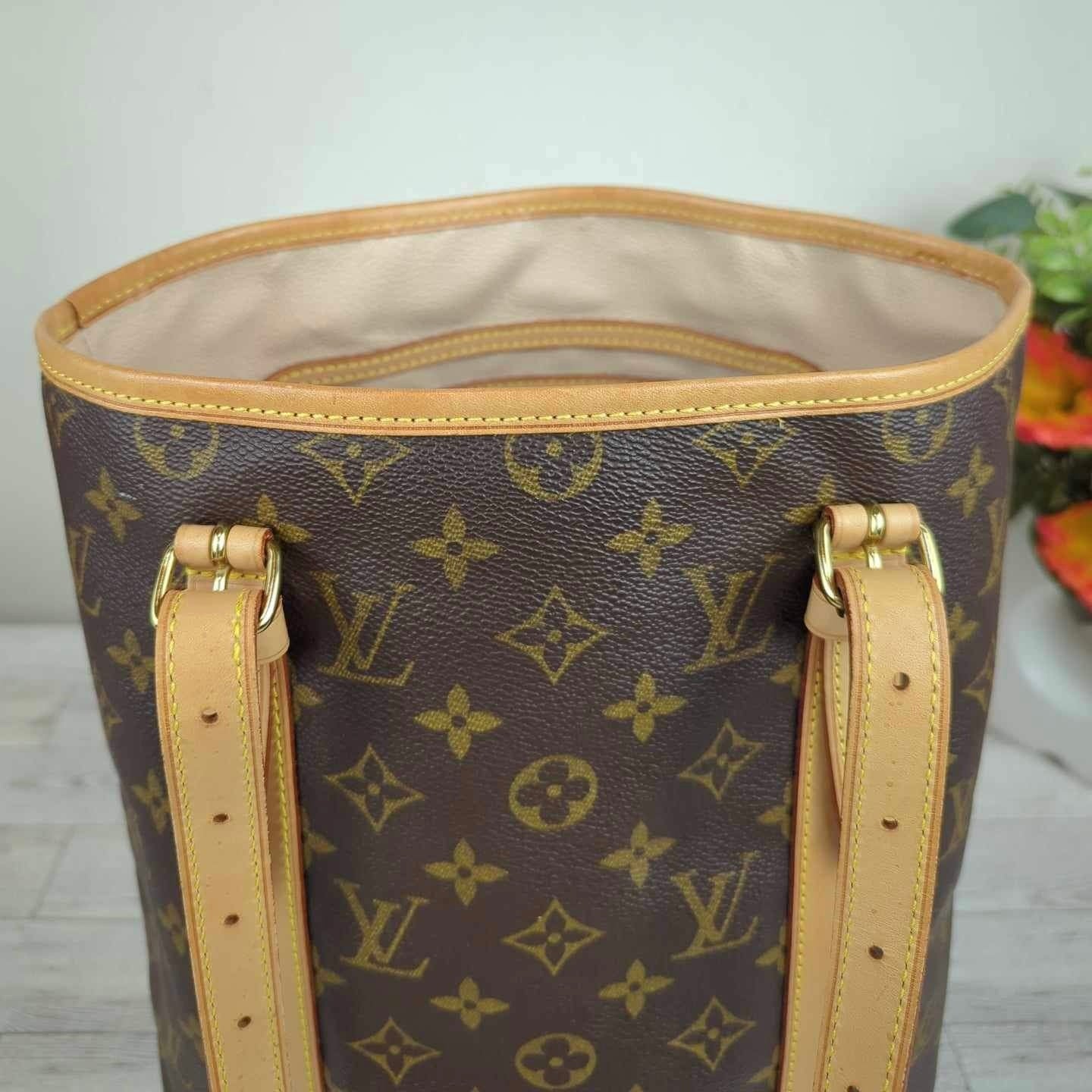 Louis Vuitton Bucket GM