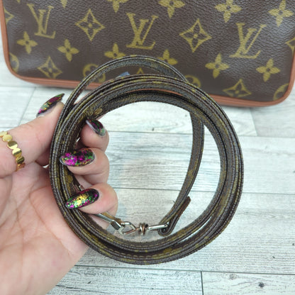 Louis Vuitton Vintage Sac Bandouliere Shoulder Bag