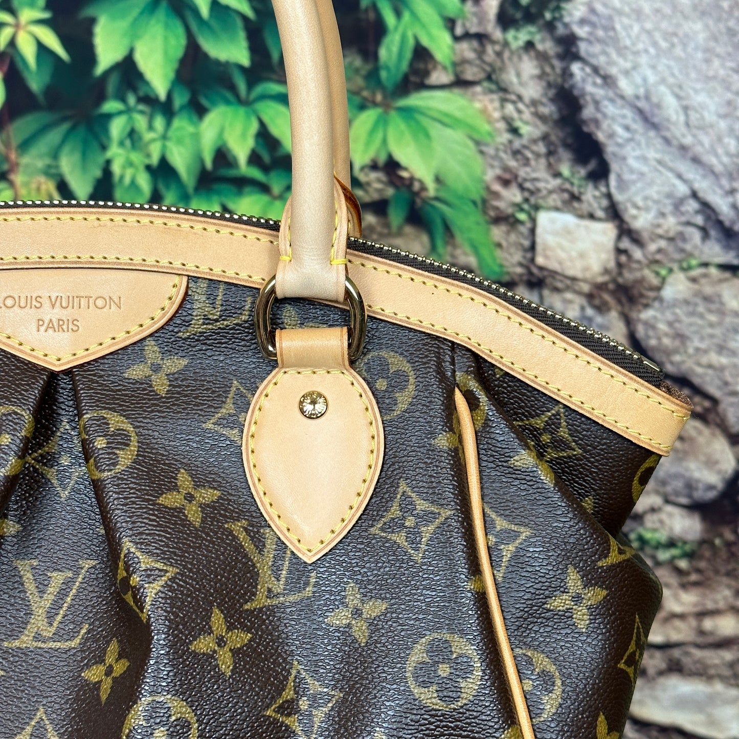 Louis Vuitton Tivoli PM