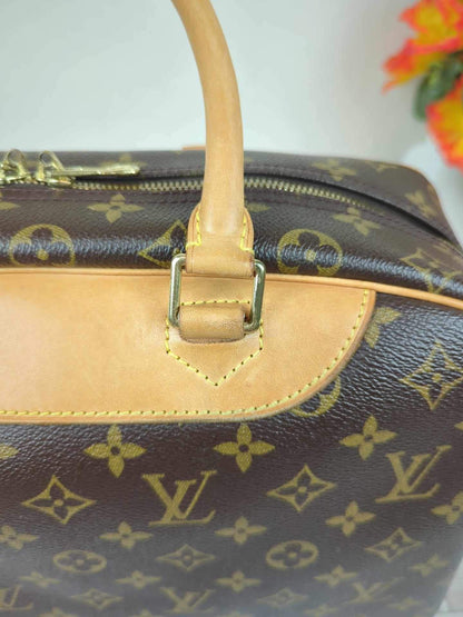 Louis Vuitton Monogram Deauville