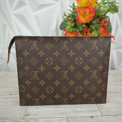 Louis Vuitton Toiletry 26 Monogram