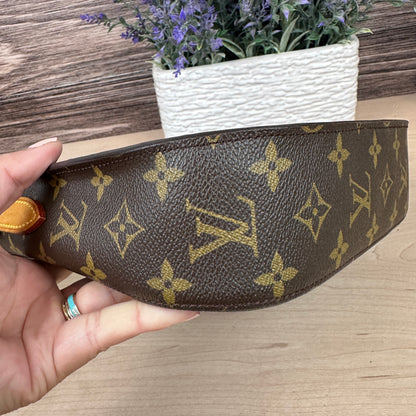 Louis Vuitton Saint Cloud GM Monogram Crossbody