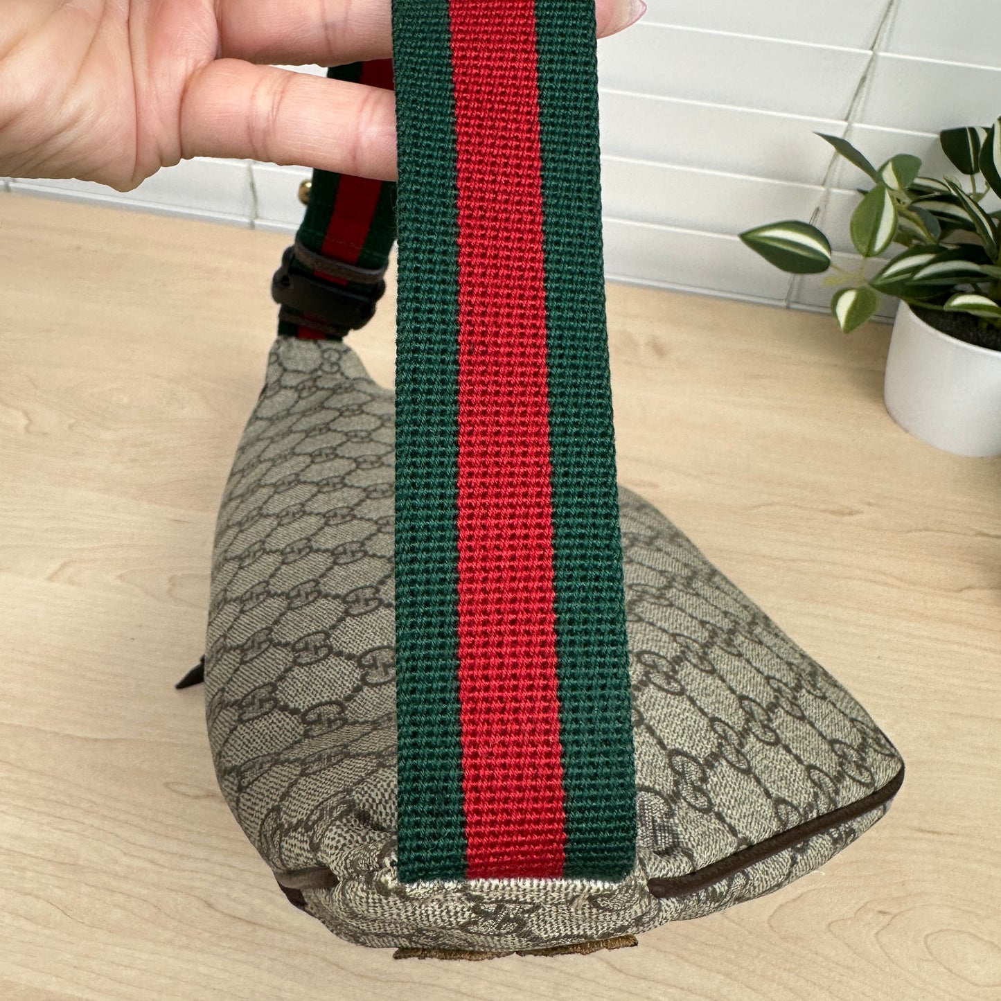 Gucci Courrier GG Supreme Canvas Belt Waist Bum Bag