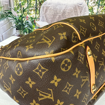 Louis Vuitton Monogram Canvas Galliera GM