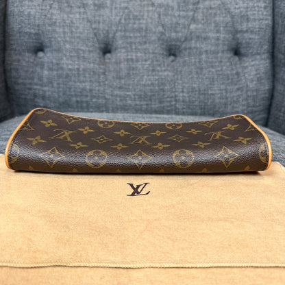 Louis Vuitton Twin Pochette GM