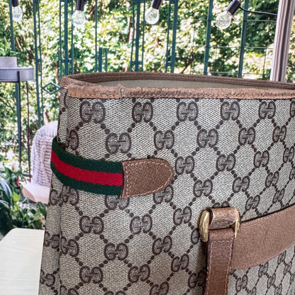 Gucci Beige GG Supreme Monogram Canvas Tote bag