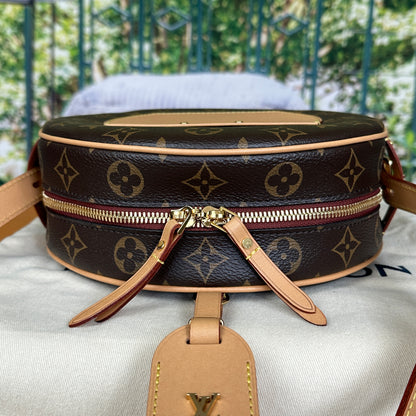 Louis Vuitton Boite Chapeau Souple MM Monogram