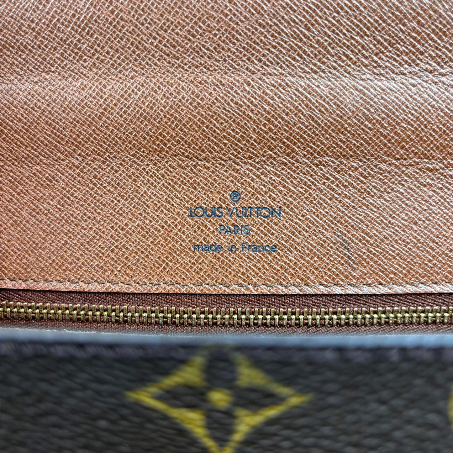 Louis Vuitton Monceau 26 Briefcase Bag