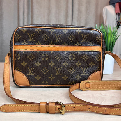 Louis Vuitton Monogram Trocadero 27 Crossbody Bag