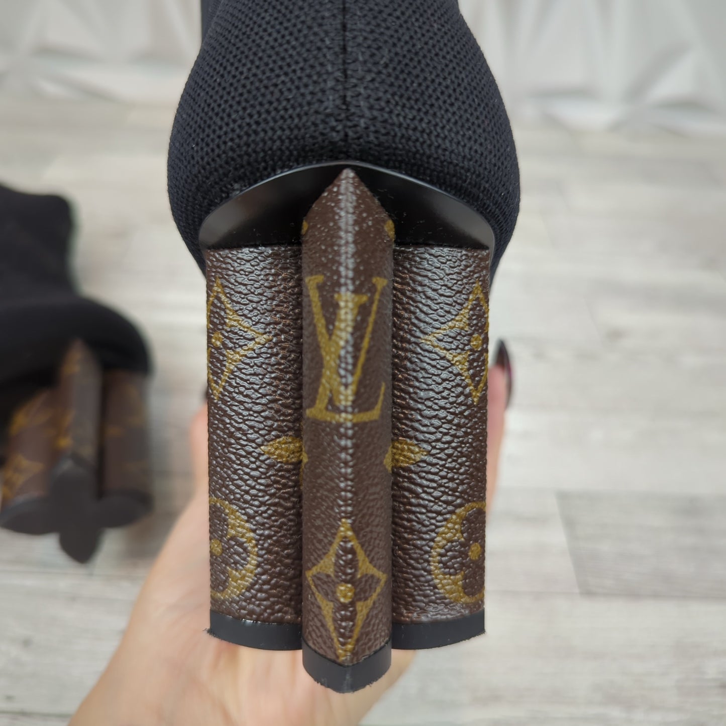 Louis Vuitton Silhouette Ankle Boots Size 40