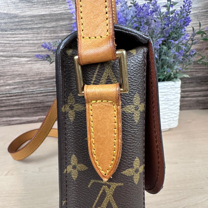 Louis Vuitton Saint Cloud GM Monogram Crossbody