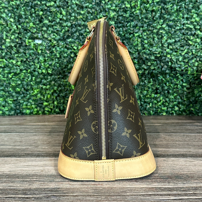 Pre-owned Louis Vuitton Limited Edition Green Monogram Perforated