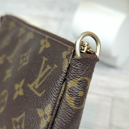 Louis Vuitton Pochette Accessories Monogram Canvas