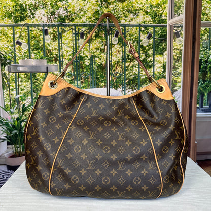 Louis Vuitton Monogram Canvas Galliera GM