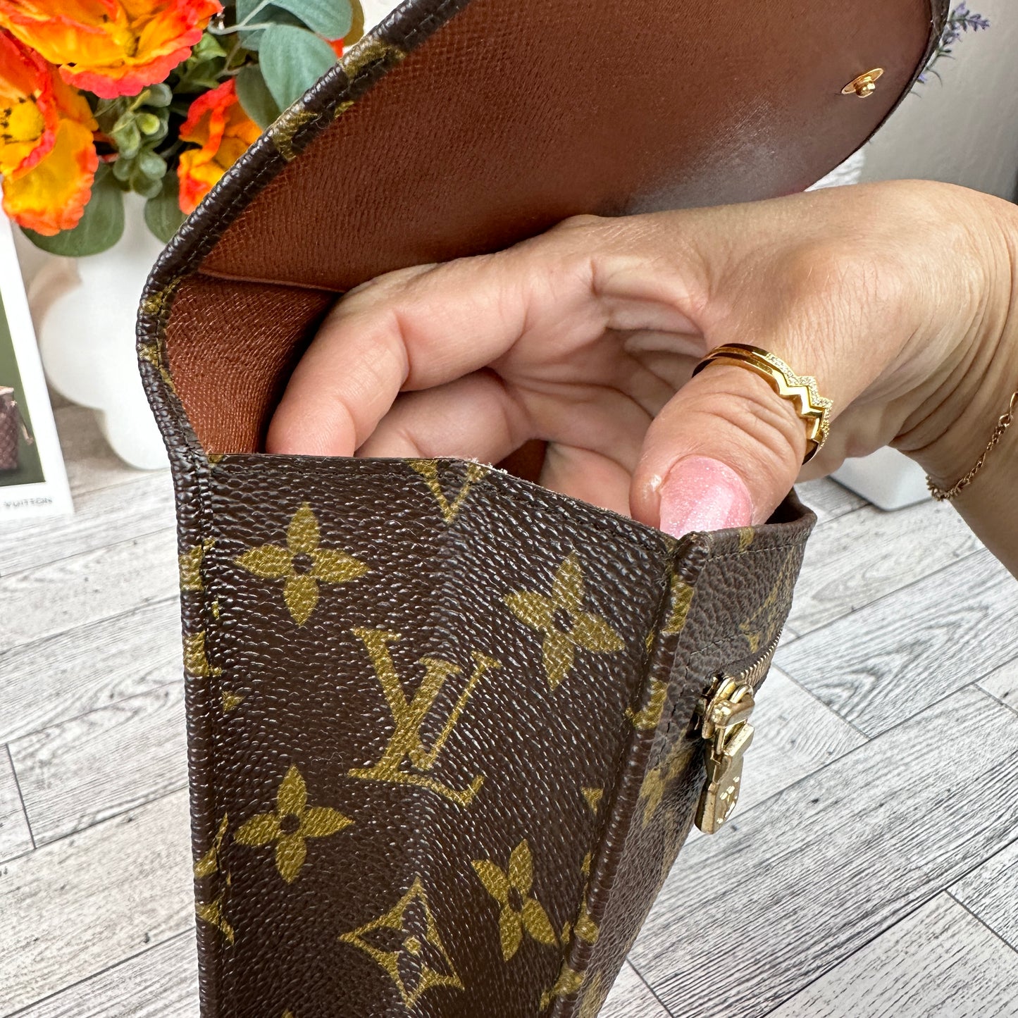 Louis Vuitton Rabat 23 Pochette