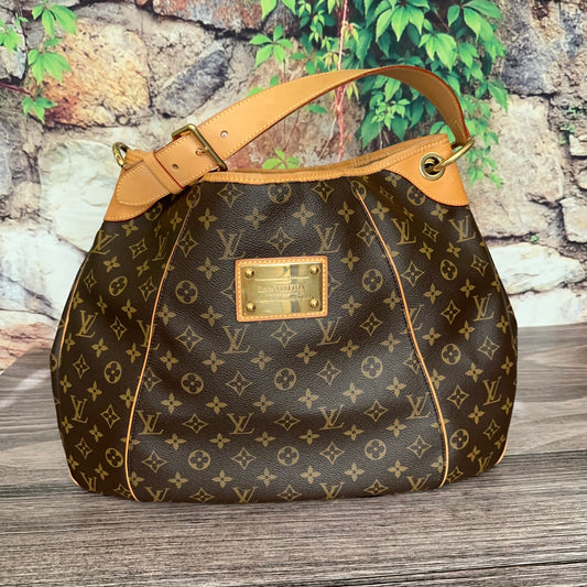 Louis Vuitton Monogram Canvas Galliera GM