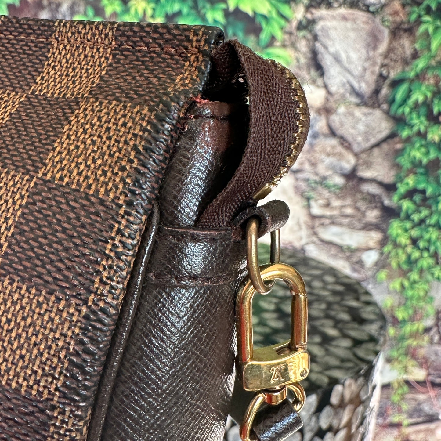 Louis Vuitton Damier Ebene Trousse Pochette