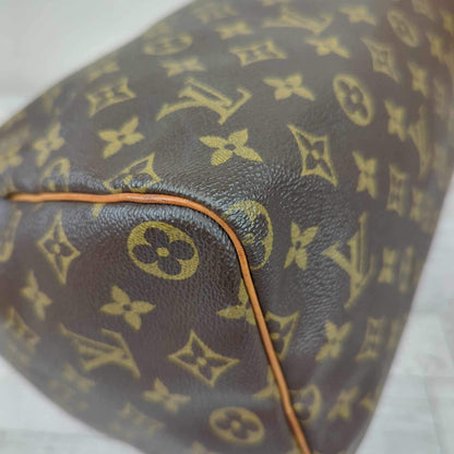 Louis Vuitton Speedy 40 Monogram