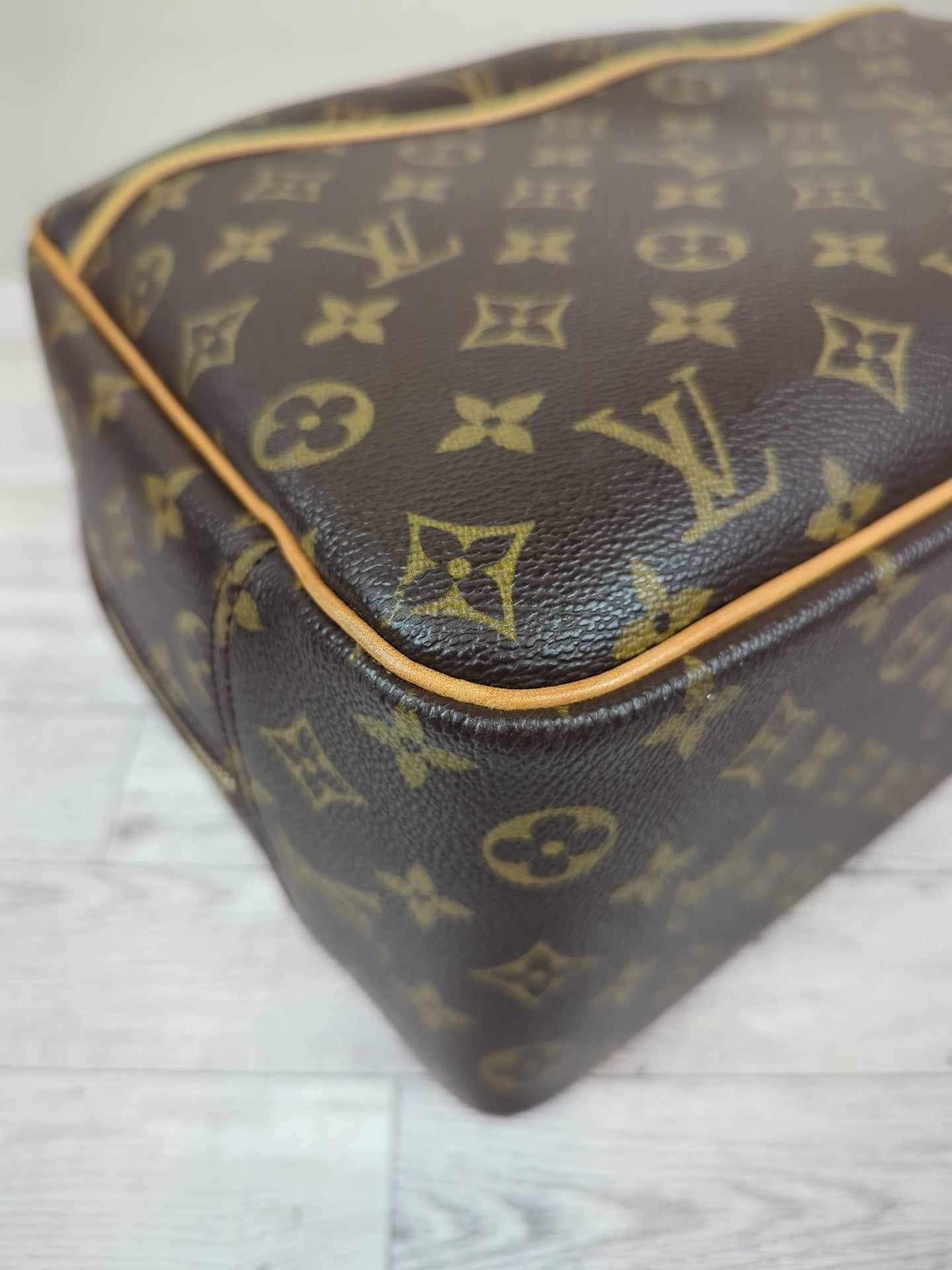 Louis Vuitton Monogram Deauville