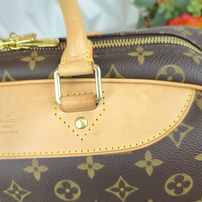 Louis Vuitton Monogram Canvas Evasion Travel Bag