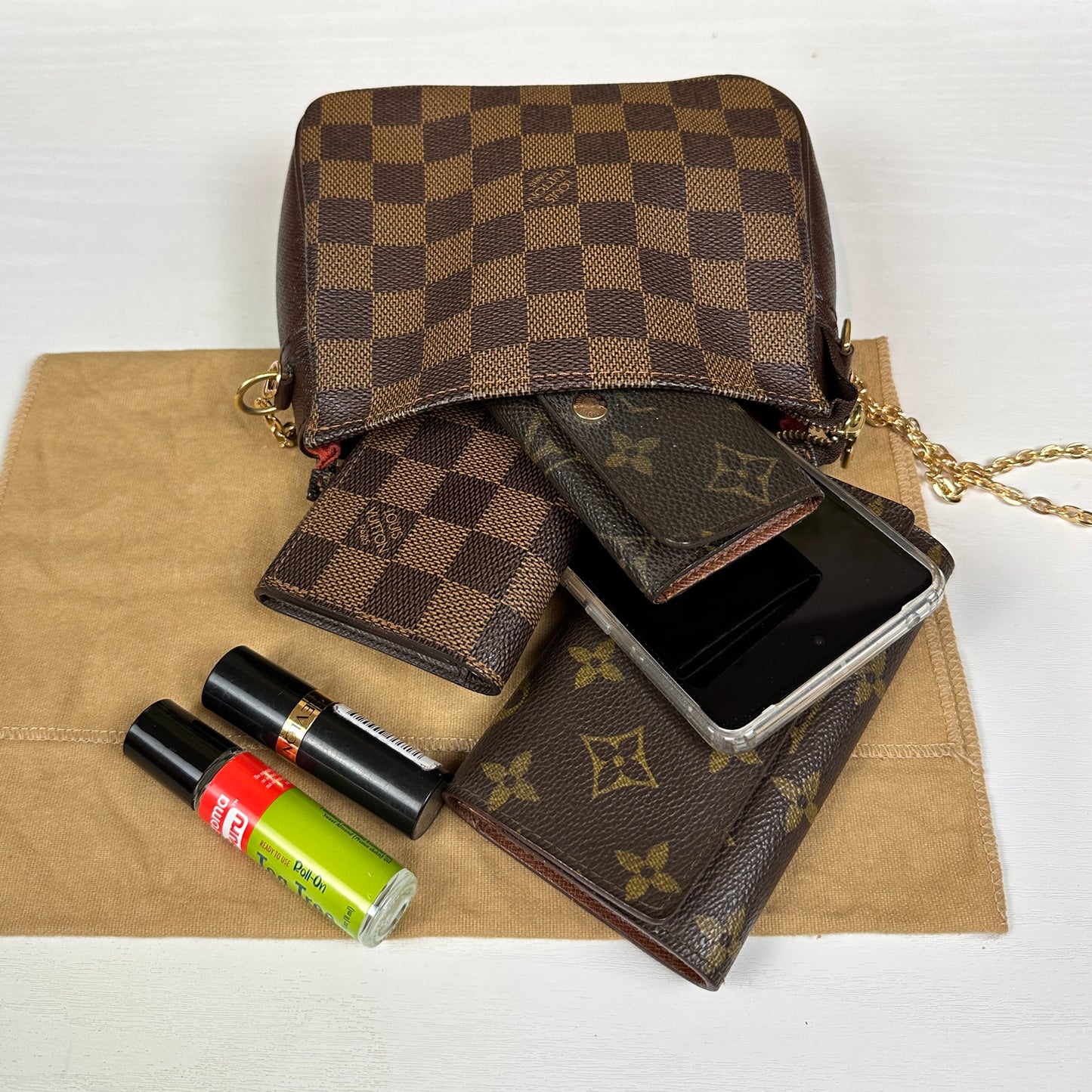 Louis Vuitton Damier Ebene Trousse Pochette