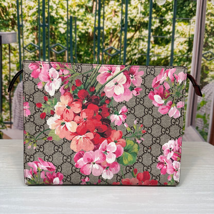 Gucci GG Supreme Blooms Cosmetic Case Antique Rose