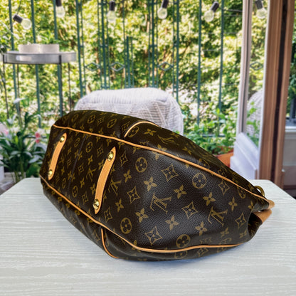 Louis Vuitton Monogram Canvas Galliera GM