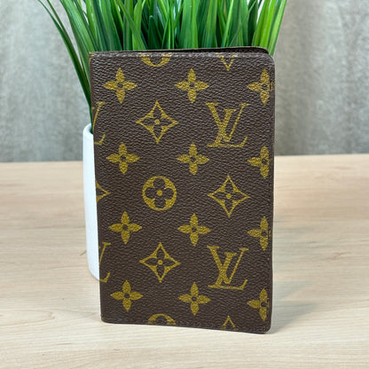 Louis Vuitton Rare Vintage Monogram Passport Holder